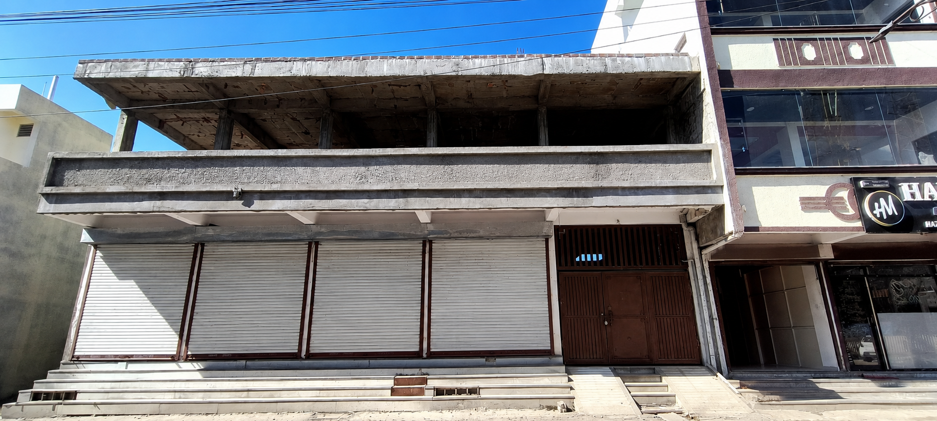 Commercial Shop Complex